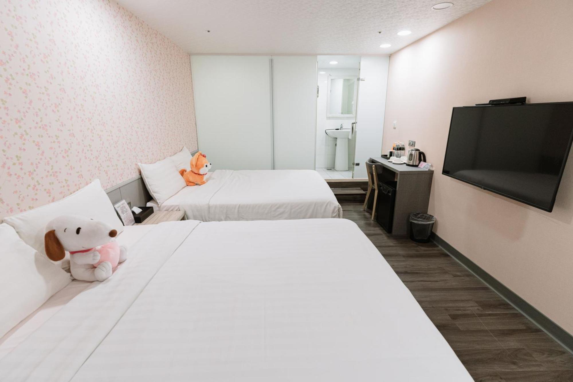 歐法行旅 O Fun Hotel Taipei Exteriör bild
